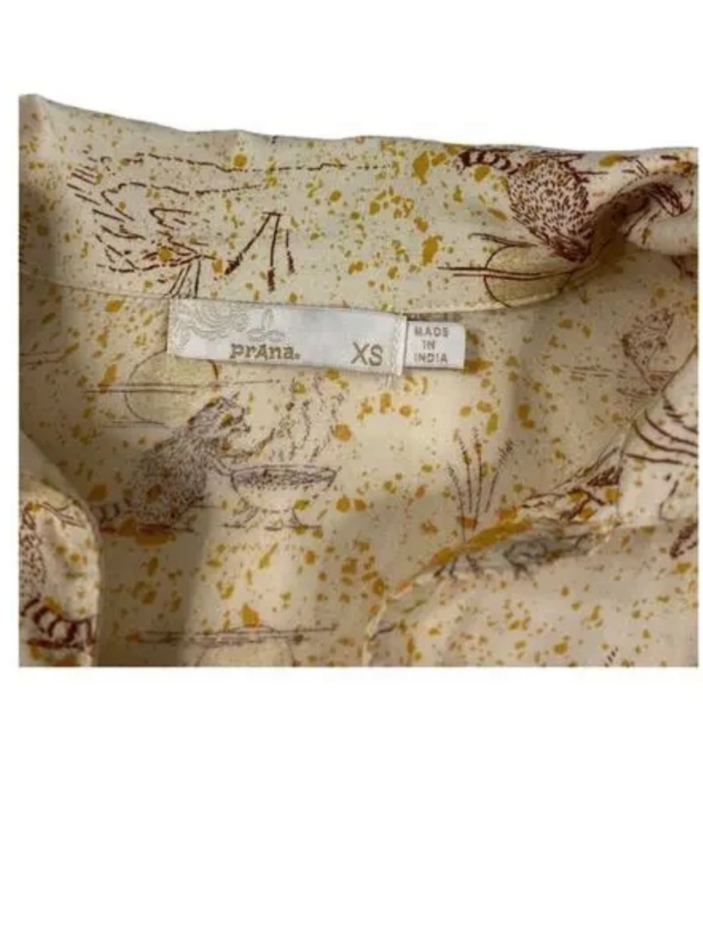 Prana women’s XS button shirt raccoon fish Hawaiian style natural colors - Picture 2 of 5